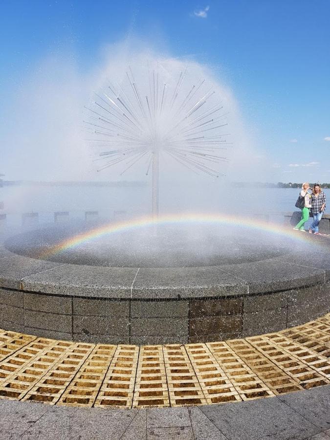Апартаменти Іва В Центрі На Набережній นิปโปร ภายนอก รูปภาพ